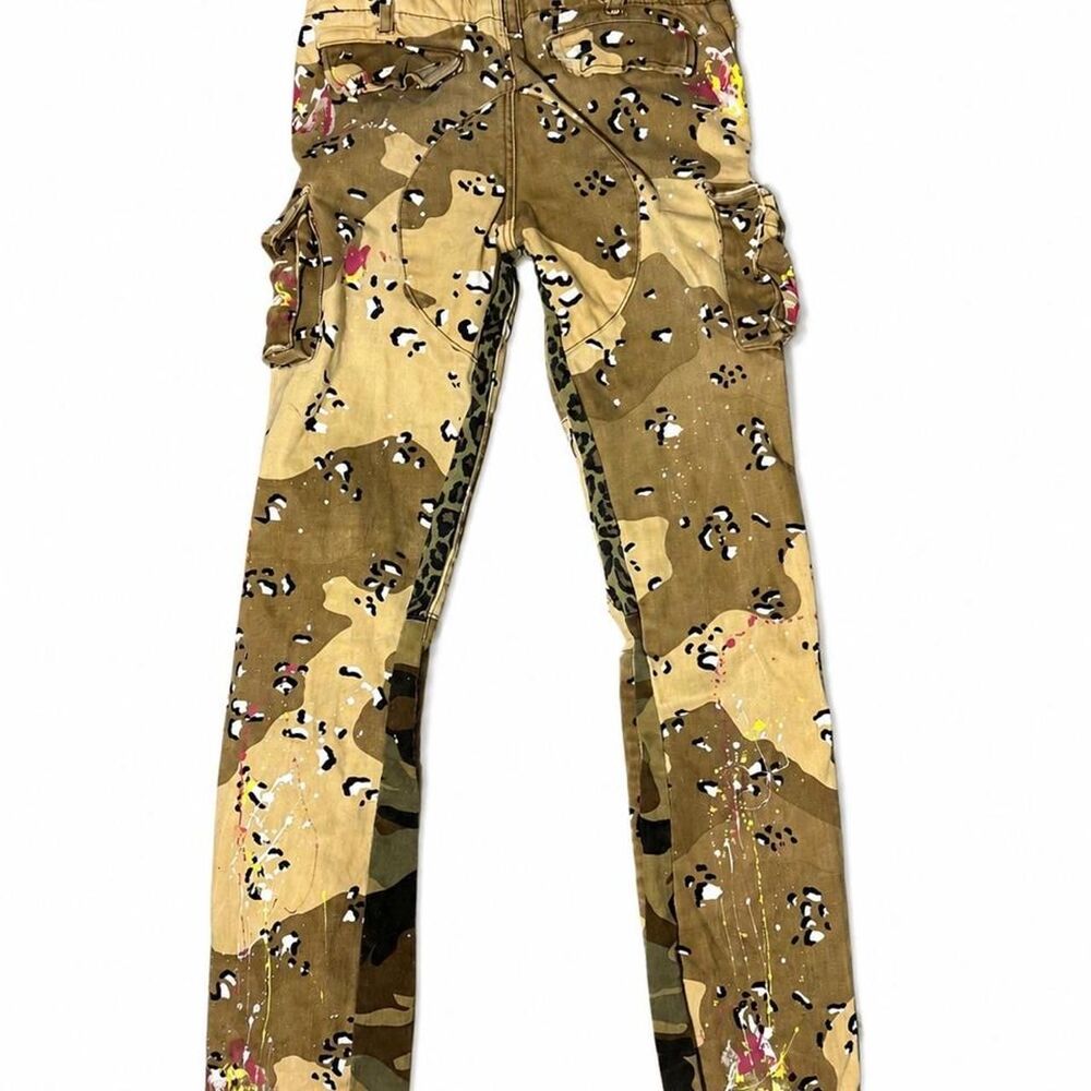 Tulones Camo Cargo Jeans Size 14 Youth